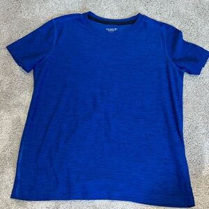 Boy’s Old Navy t-shirt